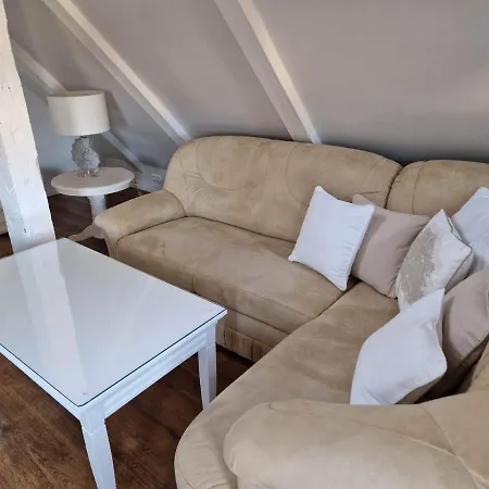 Kapitanski “perlowa Muszla” 乌斯特卡