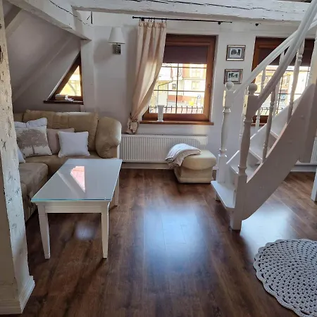 Kapitanski “perlowa Muszla” * 乌斯特卡